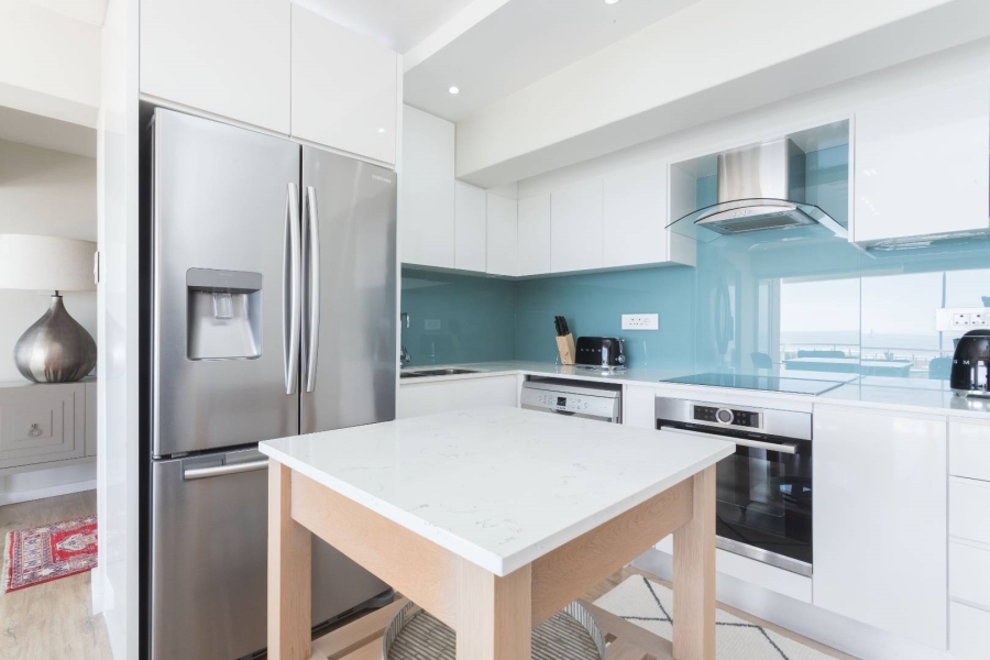 To Let 3 Bedroom Property for Rent in Mouille Point Western Cape